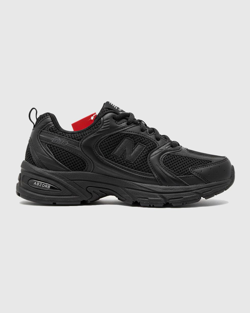 NB 530 ALL BLACK PRO SHOES