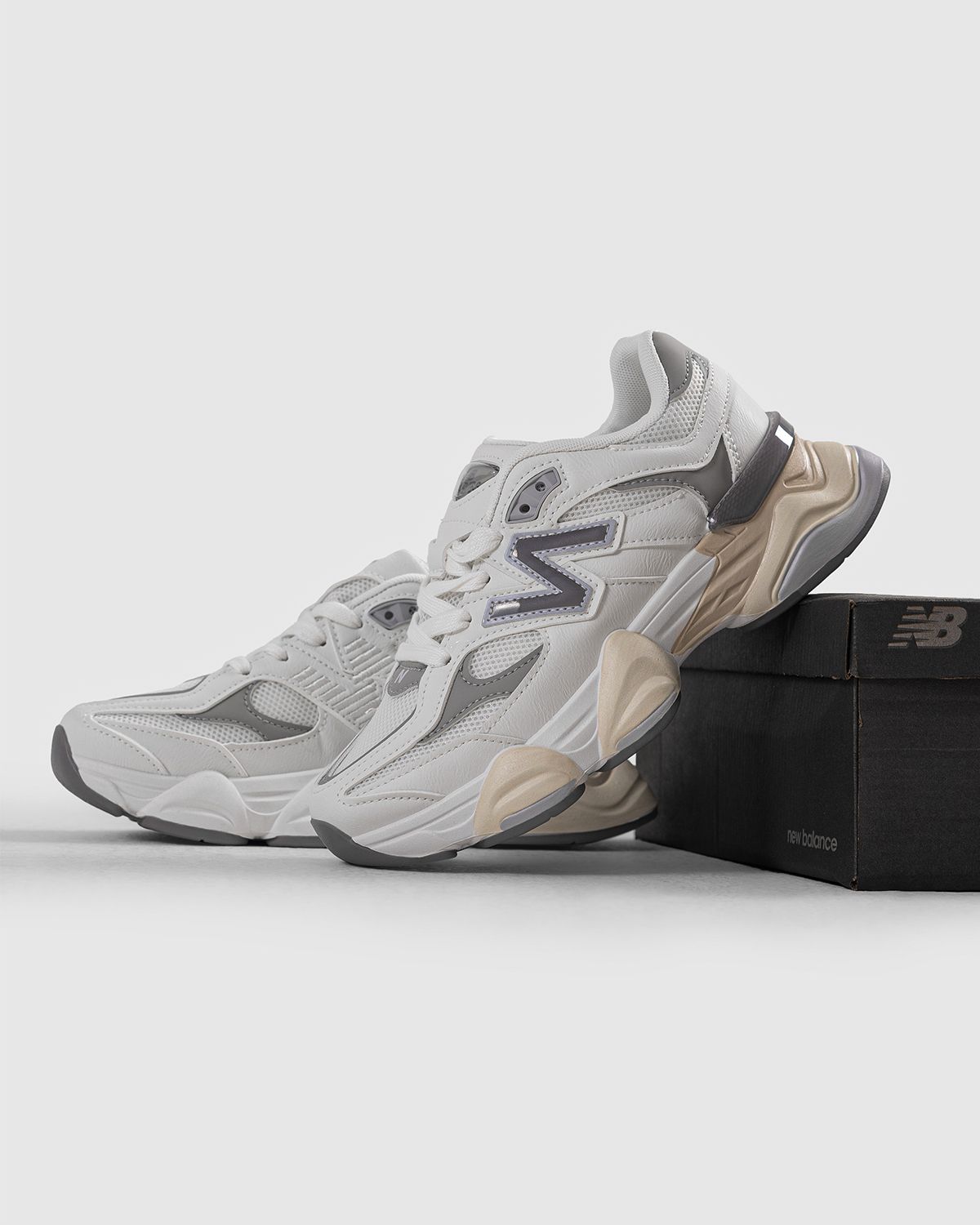 NB 9060 WHITE-LIGHT GREY SHOES