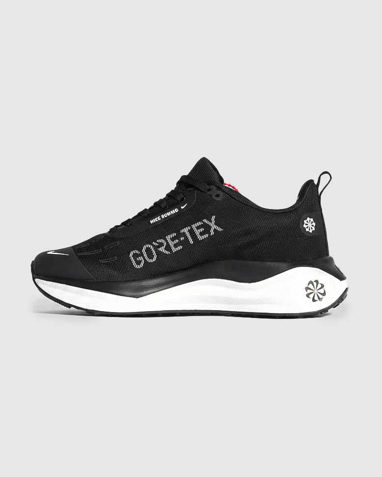 NIKE GORETEX BLACK-WHITE SHOES