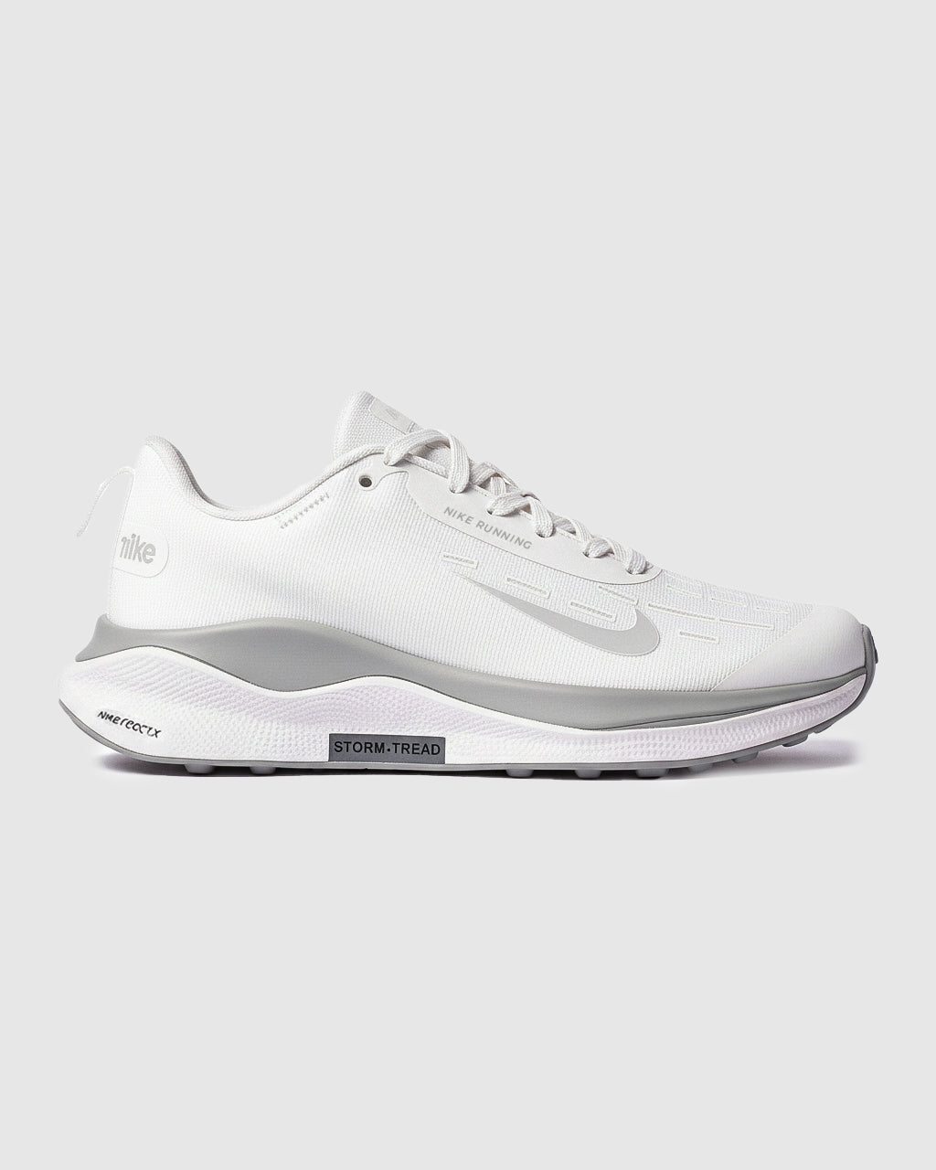 NIKE GORETEX ALL WHITE SHOES
