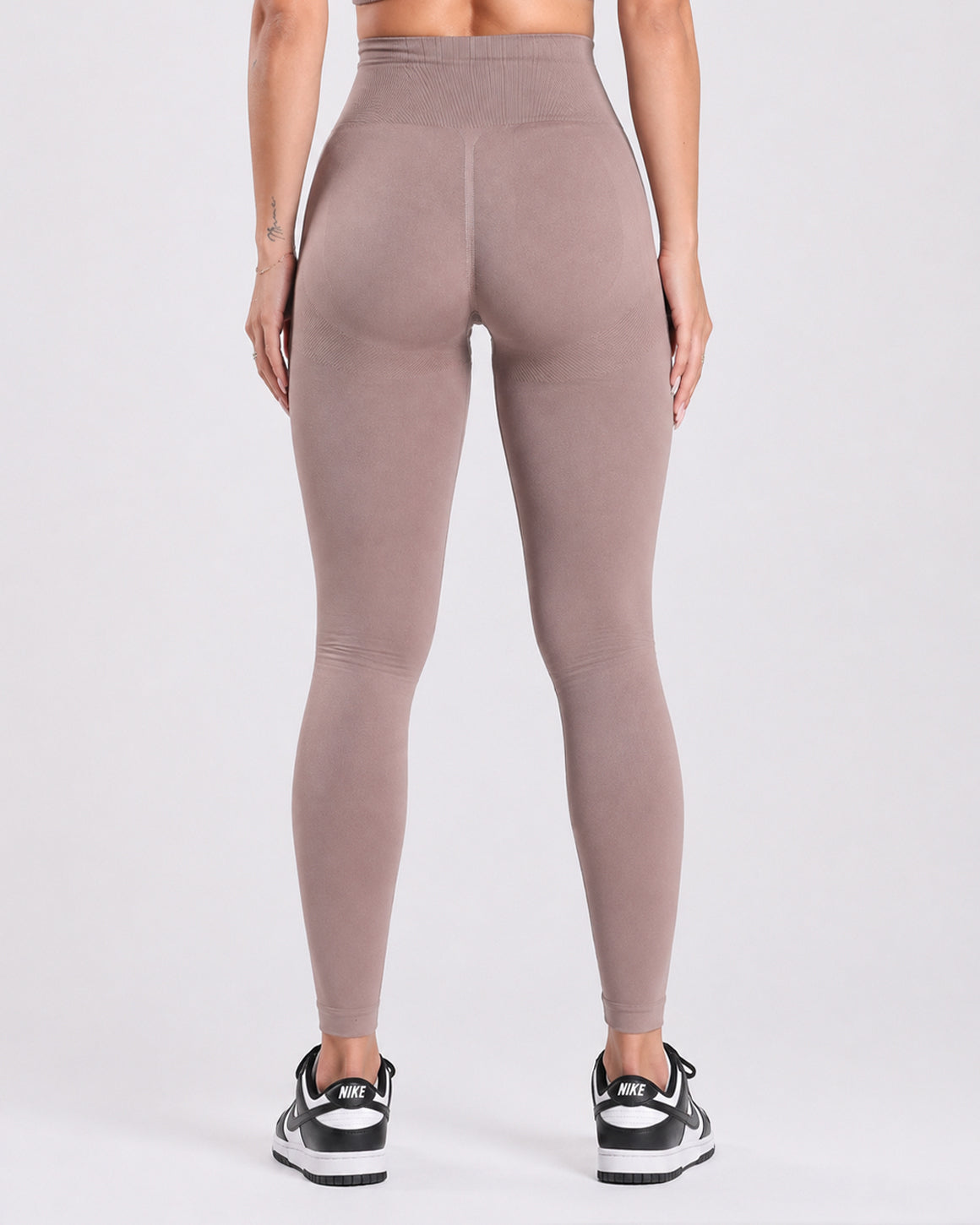 ALO  FITNESS LIGHT BROWN SEAMLESS LEGGING