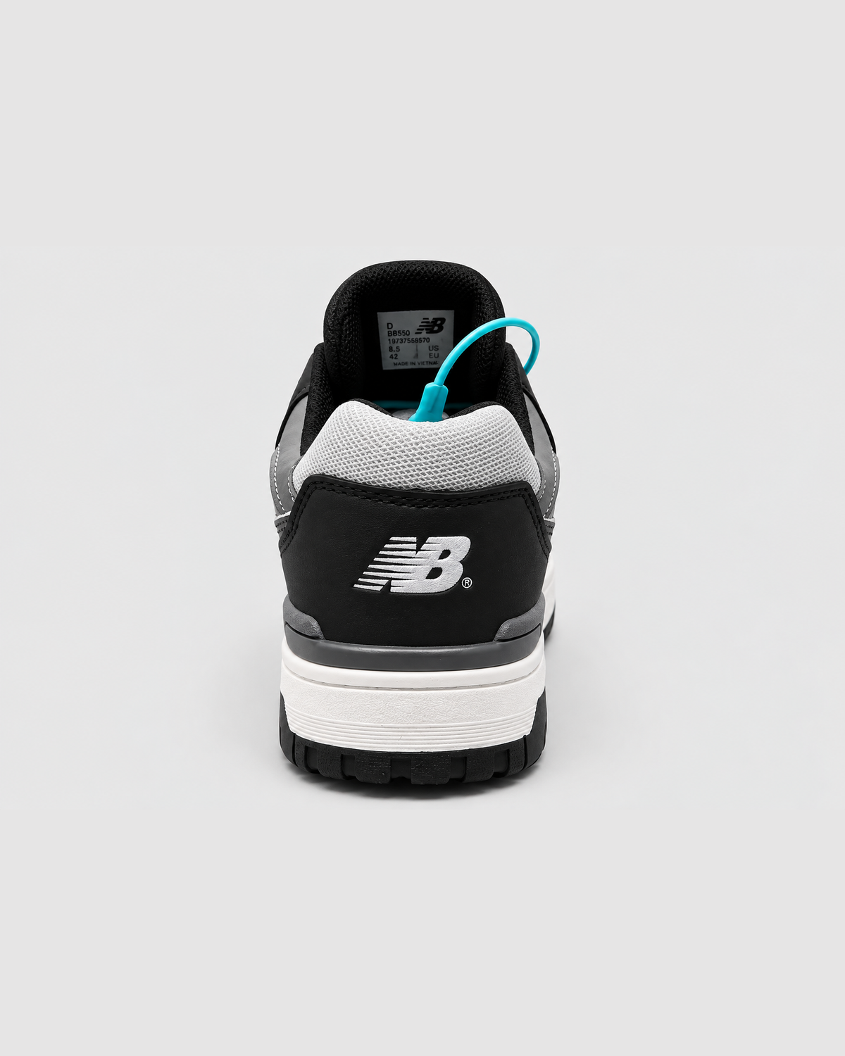 NB 550 BLACK GREY SHOES